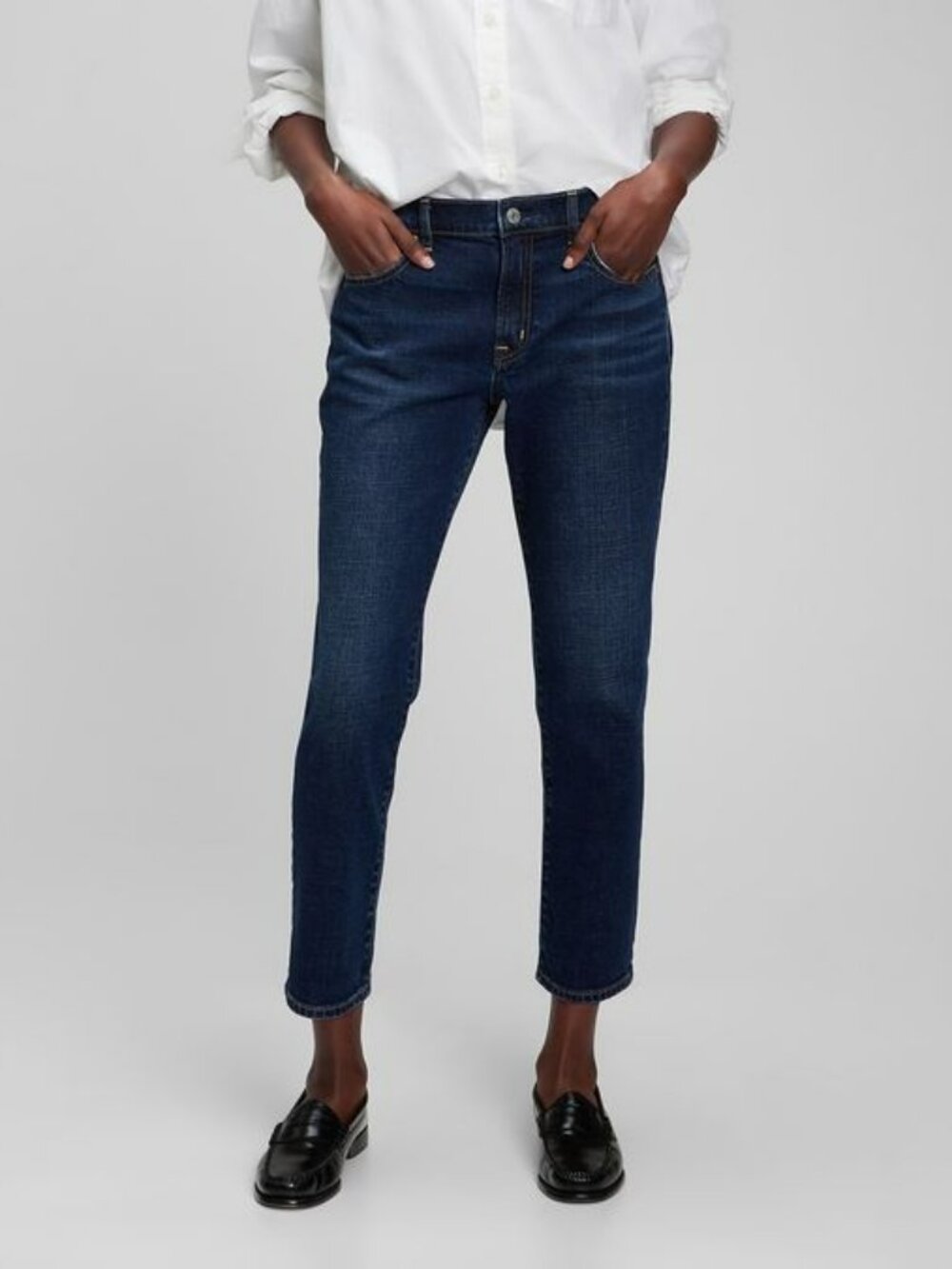 NWT Gap Girlfriend Jeans Womens Tall Dark Wash Mid Rise Tapered | Size 30 - Picture 13 of 13